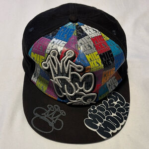 DISNEY PARKS Authentic baseball hat Colorful Hip Hop Graffiti Mikey Mouse hat
